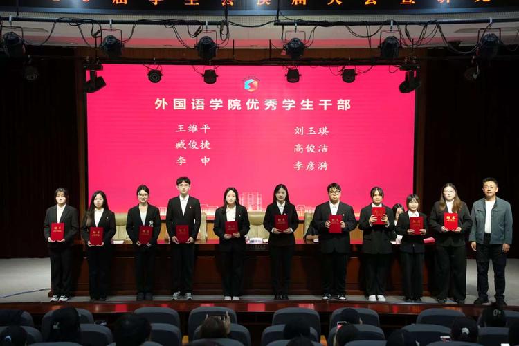 描写悲伤爱情的诗句